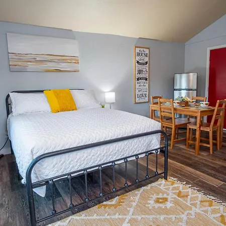 Downtown Accessible New 1Br1Ba Cozy Studio